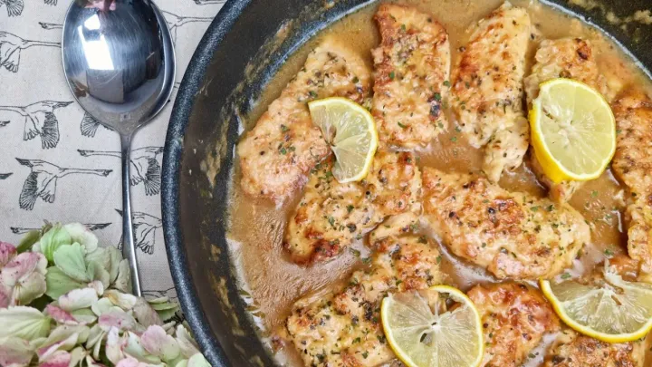 Pui la tigaie cu sos de lamaie / chicken Francaise